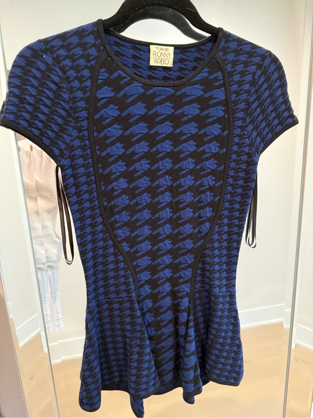 Authentic NWT Ronny Kobo Collection Blue & Black Houndstooth Short Sleeve Top